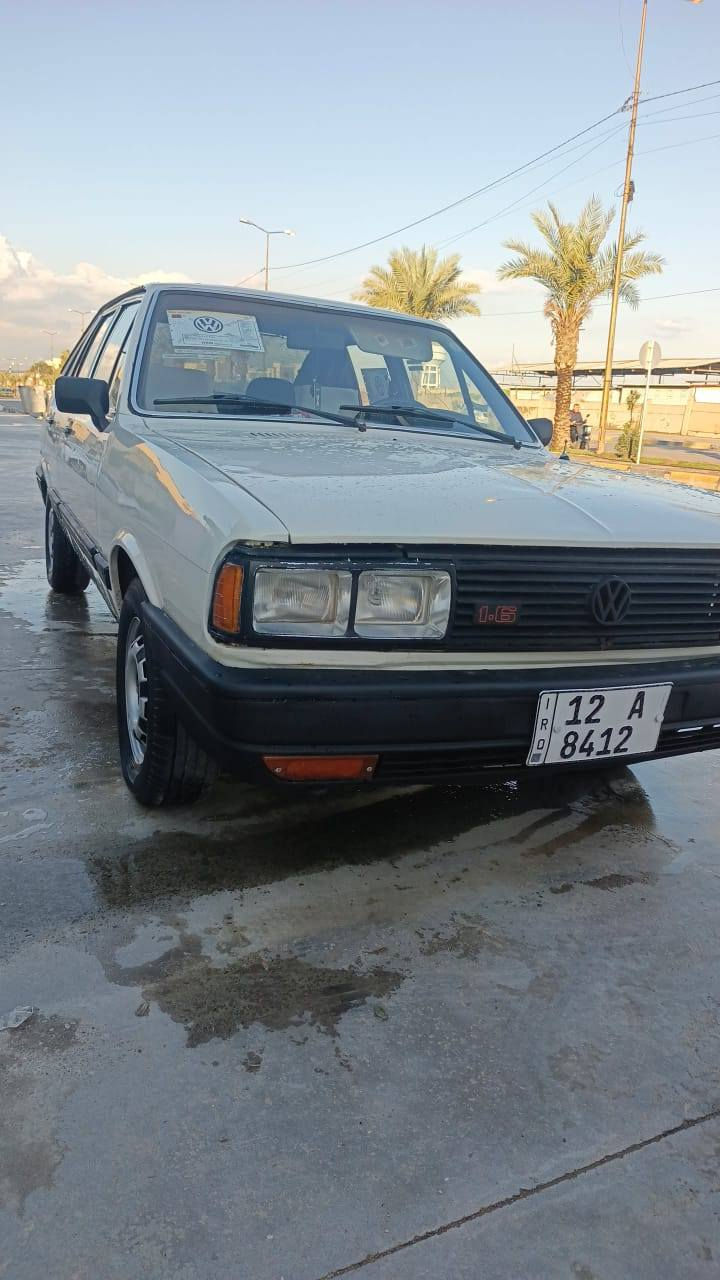 برازيلي موديل ١٩٨٧ محرك وكير شرط جديد باتري جديد صبغ صفحه جماليه بدون ضرر رقم نينوئ اجنبي شرط التحويل كابون بانزين بيها مسجل سماعات شريكه داخل نضيف وايرمنيه كلها شغاله طخمها جديد تبريد ثلج تتفيه نار تجي تشوف كدام العين السياره احلا من الصوره السعر ٣٦ وبيها مجال بصيط اتصل خاص ماجاوب وعيوني لك
*********** بي واتساب
