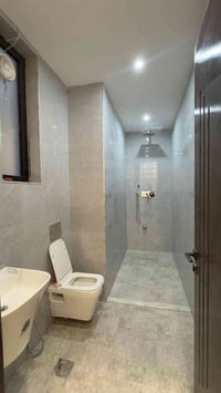 ✨في مشروع المربع الذهبي✨ مساحة 250 متر | فرصة سكنية واستثمارية المواصف...