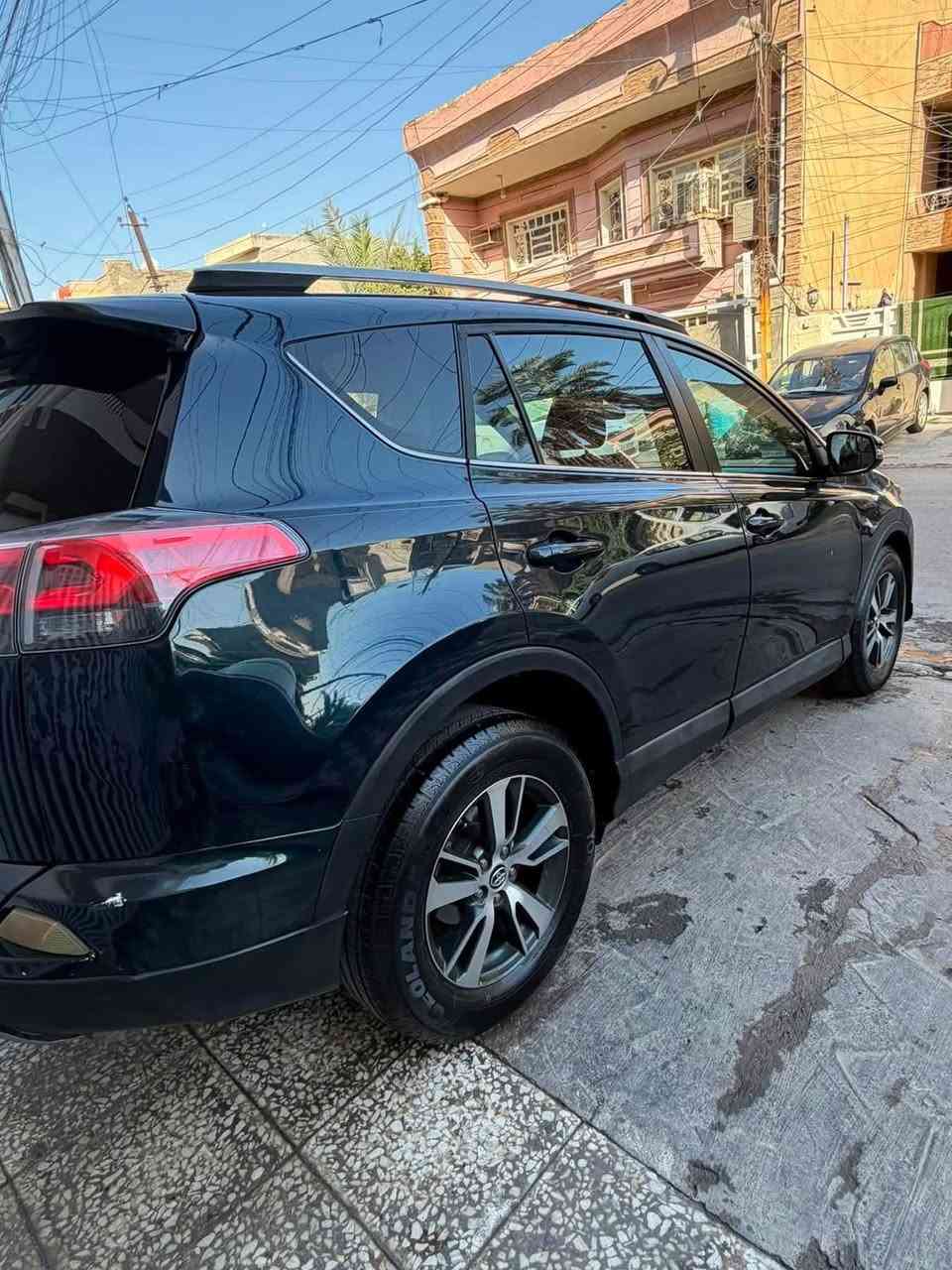 تويوتا راف فور 2018 XLE
رقم بغداد الانكليزي الجديد 

وارد امريكي 

حادث فقط دعاميات اماميه وخلفيه  وصبغ ربع الجامرلغ الخلفي الايسر (السونار موجود داخل المنشور) 

السياره ماشيه : 93 ميل 

مكفوله كير ومحرك على وضع الشركه 

الكشر كلش نظيف 

تبريد ثلج 

- [ ] ** المواصفات XLE

فتحه / تحكم ستيرن جهتين + كروس سرعه/ 3 انظمة قيادة/ تبريد بيانو/ اشاير بالمري/ شاشه لمس / بجم زينون اصلي 

الاتصال على الرقم
***********
السعر 154ورقه وبيها مجال بسيط
مكاني بغداد العامريه
