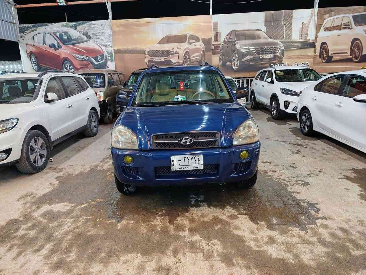 السلام عليكم 
اخواني الاعزاء 
توكسان 2006
رقم بغداد الماني 
بأسمي مداور ثاني يوم 
سنويه ساقطه صار 4 اشهر 
المكينه 2000 خير من الله 
الكير خير من الله 
حداديه نظيفه 
دوشمه جلد جديده 
دواخل بيجي 
كهربائيات شغاله 
زوج تاير جديد 
سياره خير من الله 
السياره معروضه 90 وبيه مجال بصيط كلش 
وتجي وبيك خير وتتددلل 
مكان السياره النجف الاشرف 
*********** ابو غيث 
سياره جاهزه  مال جناي 
صارله 3 سنوات عندي 
واذا ماعجبتك اكتب الله يرزقك 
واسف عله الاطاله
