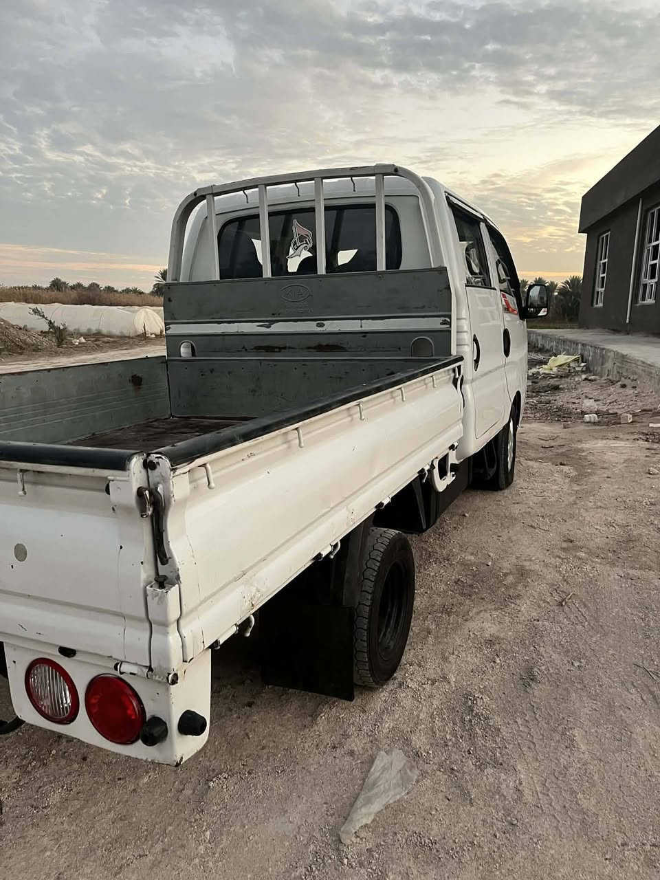 سلام عليكم  كيه موديل ١٥ للبيع السعر ١١٧ وبيهه مجال اي ستفسار تصل ***********
