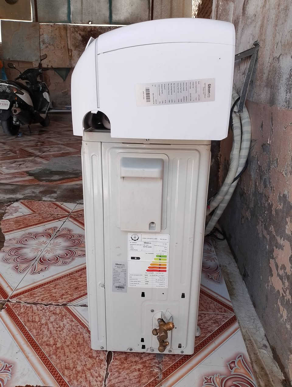 سبلت نوع جبسن الواحه مستعمل اقل شهر واحد
طنين شرط الشغل والفحص غاز 410 بلادي 
مكانه ديالى بعقوبه تحرير 
***********
