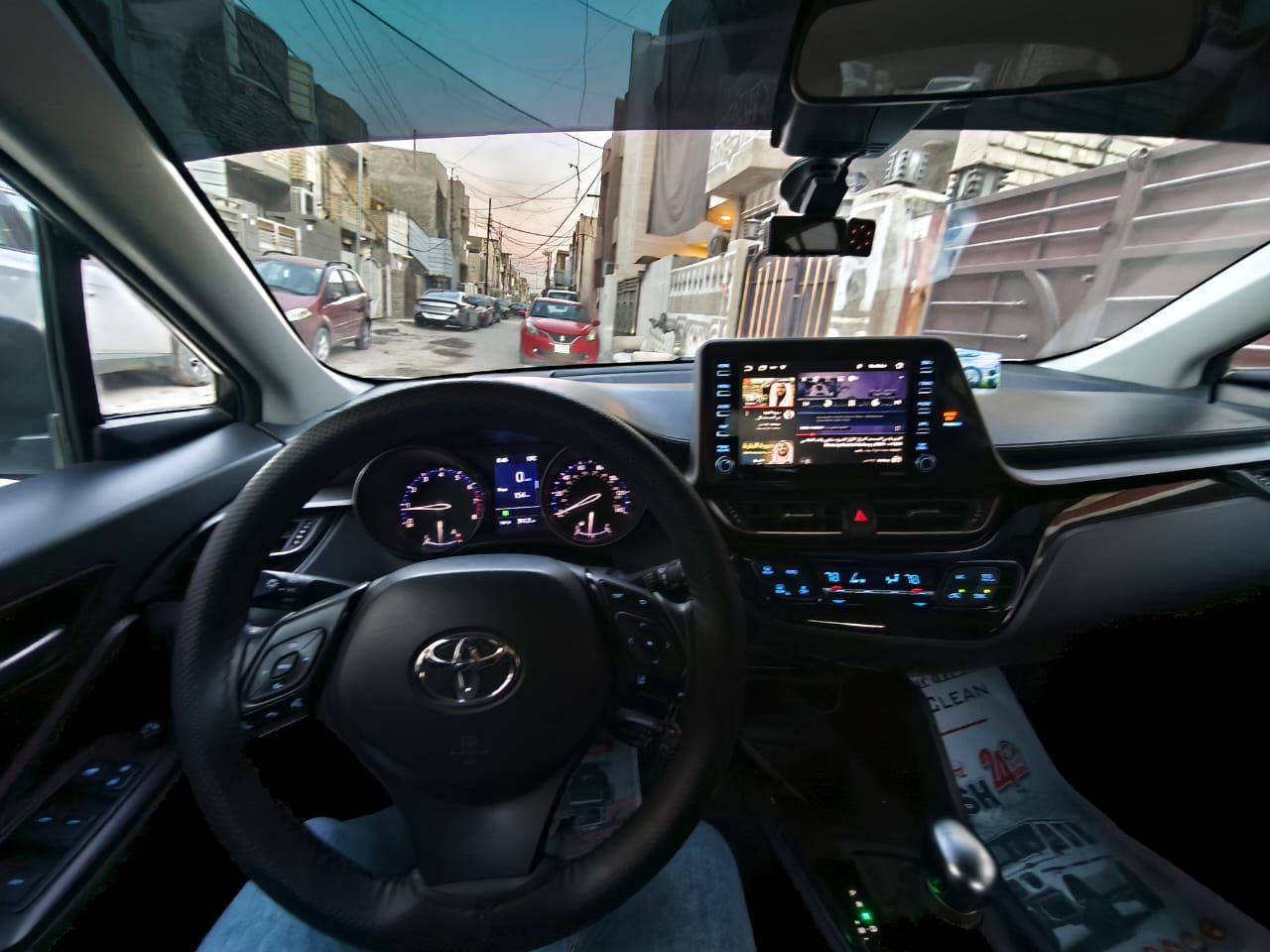 تويوتا CHR
موديل 2020
 ماشية 32 كم حقيقي وارد امريكي
محرك 2000 دوش المرغوب
تحكمات ستيرن
ثلاث انظمة قيادة
هاند بريك دكمة
مانع تصادم 
سيارة نظيفة متحتاج تصرف دينار عليها
 تخم تاير جديد 
باتري جديد 
صدر جديد
تدفئة تبريد ممتاز
رقم اربيل هزة جديدة
تريد وكالة تريد تحويل
السعر  جوة السوك 138 ورقة 
مكاني بغداد الدورة 
واتساب ***********
