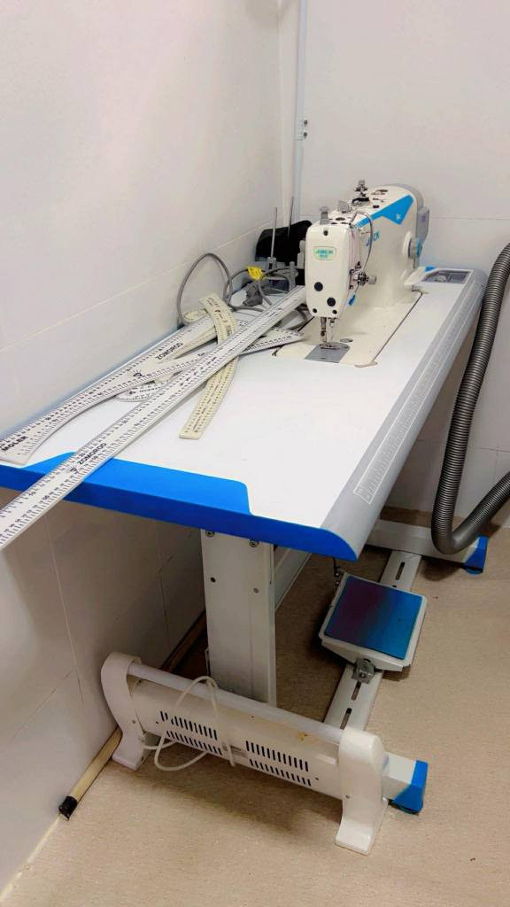 ئێڵ شاز و ڕاقی قیاسی ٥ مەترە تازە دروست کراوە نرخی ٣٠٠ هەزار معامەلە 
مەکینەی جاک پاک و بێ عەیب تازە کڕاوە نرخی ٢٨٠ هەزار معامەلە 
هەولێر 
موشتەری مەسج بکات السليمانية, العراق


**إذا كنت صاحب هذا الإعلان وتريد حذفه لأي سبب، رجاءا أرسل رسالة إلى الدعم الفني**