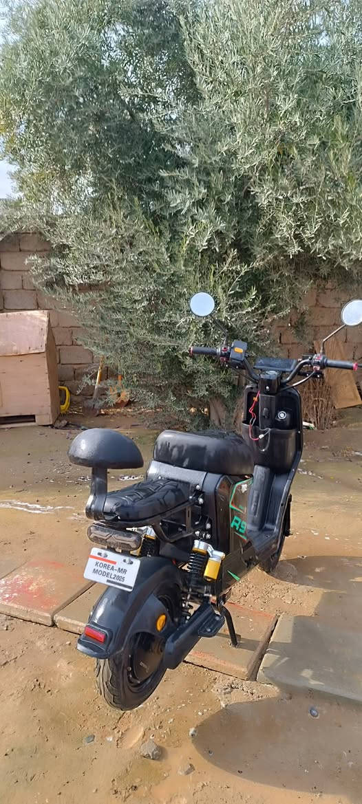 السلام عليكم ماطور شحن R9 للبيع خمسه باتري كهربائيات كلهى شقاله السعر 500 وبي مجال للستفسار ***********
