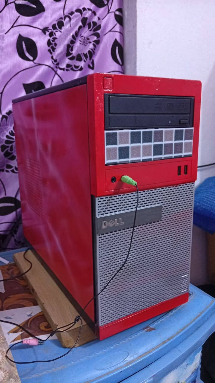 من رخصة الادمن
جهاز كمبيوتر اقتصادي
موصفات 
معالج E3 1270 V3 
قدراته 4 انوية و8 مسارات وسرعته 3.50ghz
كرد شاشة GT 1030 2GB VRAM 
كرد من جيل عاشر قوي نسبيا ويشغل اغلب الألعاب تقريبا 70% من الالعاب 
رامات 8 كيكا ddr3 
التخزين 
128GB SSD
500GB HDD
الاشياء الي تجي وياه 
كيبورد وماوس وشاشه 
وحساب استيم مع مجموعة العاب وافضلها 
Dark souls 1 
TF2 
TABS 
BACK ROOMS 2
Minecraft 
Roblox 
وغيرها العاب جاهز للعبه 
كل هذا بس 200 الف 
مكاني بصره ما عندي توصيل خارج محافظة


**إذا كنت صاحب هذا الإعلان وتريد حذفه لأي سبب، رجاءا أرسل رسالة إلى الدعم الفني**