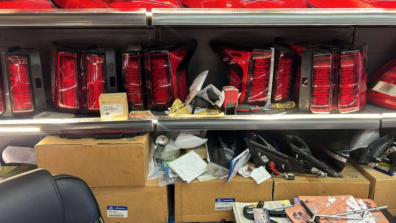 عنوان اربيل  خالد كوري سناعه شيماليه فرع ثاني مقابل اطفا توصيل 🚚 كول محافضات
***********واس أب 
بكلايت اسلي 
عرض خاص
بكلايت سنتاكروز تخم كامل ١٢٠$
سنتافي ٢٠٢٣ تخم كامل ١٨٠$
توسان ٢٠٢٣/٢٤ تخم ١٤٠$
سبورتج ٢٠٢٣/٢٤ تخم كامل ١٤٠$
ترولايد ٢٠٢٤ تخم كامل ١٩٠$
سورينتو ٢٠٢٣ تخم ١٨٥$
ازيرا٢٠١٤/١٢  تخم ٤٥$
كادينزا ٢٠١٢تخم ٦٠$
ابتيما ٢٠١٢ تخم ٤٥$
سوناتا ٢٠١٧ تخم ١٠٠$
مستره ليد سندووك K5  ٩٠$
 مستره ليد توسان ٢٠٢٣/٢٥ ٩٠$
مستره ليد سوناتا ٢٠٢٣ ٨٥$
مستره النترا ٢٠٢٢/٢٣عادي بدون ليد ٦٥$
