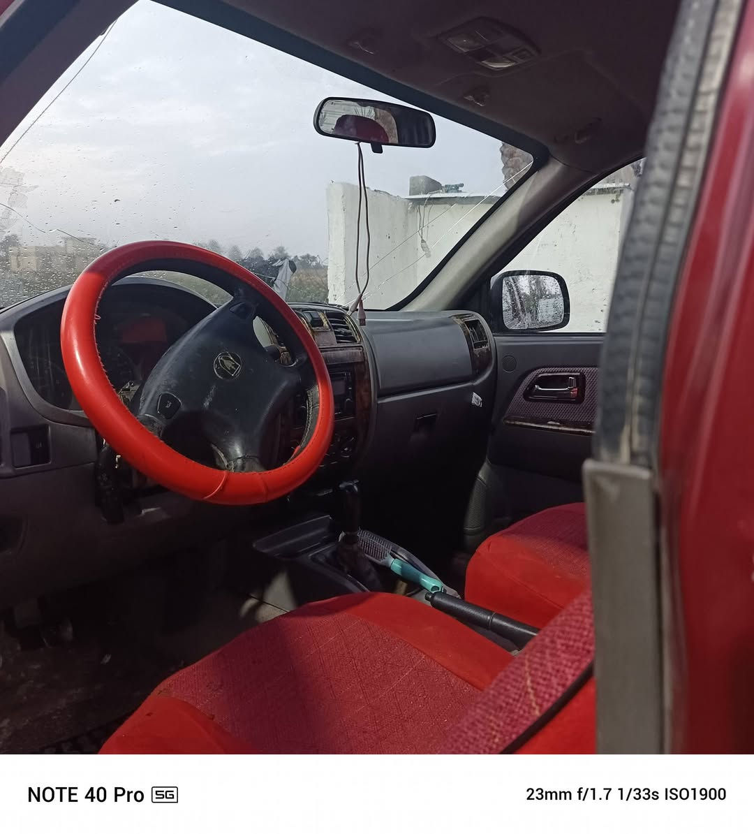 بيكب جنبي 2013سياره مكفوله من ضربه والصبغ رقم بغداد ماشي 130السعر 60او بيه مجال للاستفسار الاتصال *********** مداور ثاني يوم هزه جديده سنويه لل29
