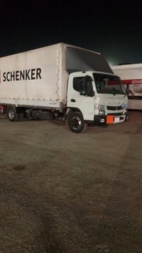 كنتر للأجرة • ٦ وربع متر • داخل وخارج الموصل