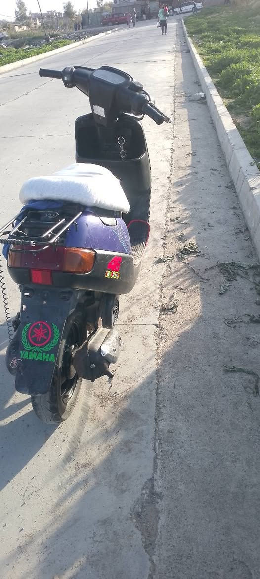 سلام عليكم  دراجه بوتين نضيف كلشي بي شقال كهربايات كلها وبي سرعه نار ما مفتوح لو مره
ماطور كدام العين كلشي ما ناقصو سعرو 250
وبي مجال ويرهم كراوس R9..


**إذا كنت صاحب هذا الإعلان وتريد حذفه لأي سبب، رجاءا أرسل رسالة إلى الدعم الفني**