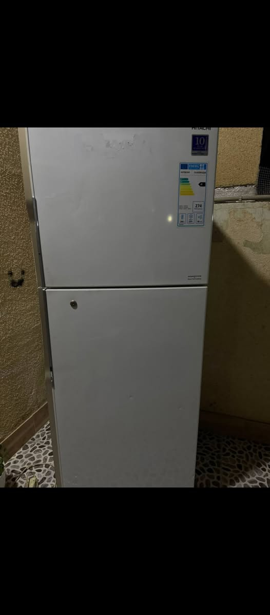 ثلاجات بخاخ انفينتر ماتصرف كهرباء نص امبير ياباني درجه اولا استعمال قليل كلش 
سعر الجديد مالتهن 
5$ ورقات 
 ال
سعر 
البيضه ٢٢٥. الف
والرصاصي ١٩٠الف
وبيهن مجال
المكان 
سليمانيه 
رابه رين قرب مدرسة العرب
***********/***********
الرقمين متوفر واتساب
