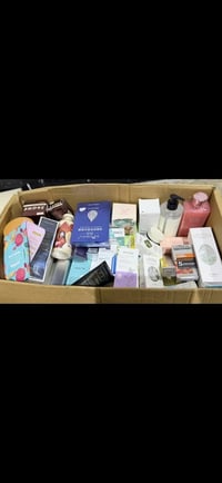 مكياج • ٣٠٠قطعة • باليتات