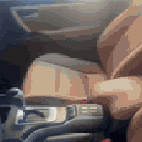 للبيع فور جنل 6سلندر فول ماشية 73حقيقي السيارة جديدة بيها شبر صبغ فوق ...