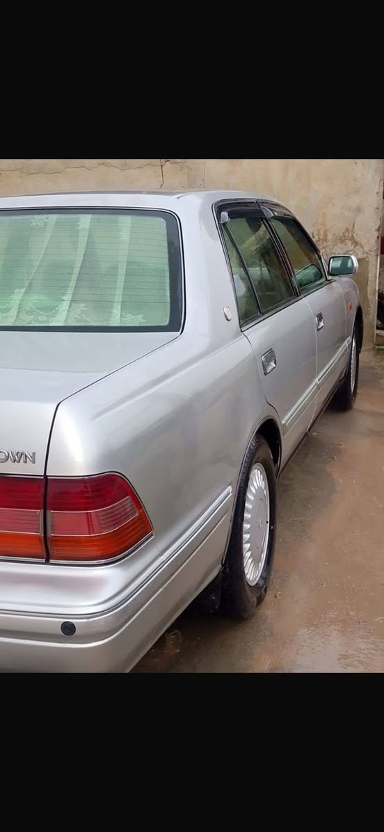 راس الثور 2001 اصل رقم بصره انكليزي خمس دكم مكينه ام الكلاص تحكم ستيرن شاشه ليزريه تخم تاير حداده جديده سياره كفاله عامه ضربه وصبغ السعر 120$  السياره بسمي تحويل رقم الهاتف *********** الزبير, البصرة
