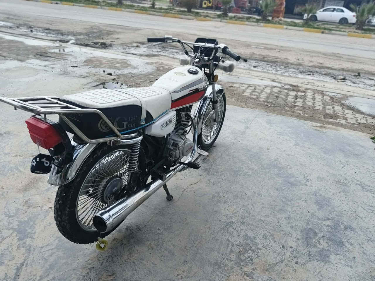 السلام عليكم اخوان هذا الدراجه للبيع نامي برو موديل 21 السعر 385 بمجال قليل للطيبين شلون رايح يخابر ***********
