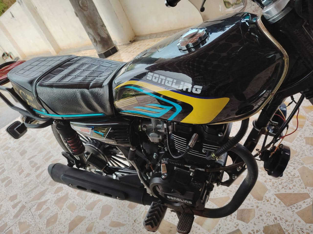 سلام عليكم دراجه موديل 2026 سعره 900 وبيه مجال بيع فقط رقم واتساب ***********
