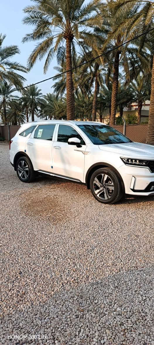 سورنتو 2023 ضمان الشركه الدوليه رقم بغداد أنكليزي 
محرك وكير مكفولات وضع الشركه 
فول مواصفات عدا البانوراما
كير ماوس شفتات ستيرن كشنات كهرباء بالكامل 
حساسات أماميه وخلفيه داخل ابيض 7راكب 6 سلندر
اريل نفكيشن شاشه متصله و تدعم نظام كاربلي واندرويد أوتو شاحن لاسلكي أوتو هولد أنظمة قياده متعدده 
لايت 3 عدسات زنون أصليه 
جنطه كهرباء كامره خلفيه دواره دخول ذكي اناره ترحيب علامة سورنتو بالدوسه بردات خلفيه اصليه 
سبير الشركه مانازل  
السعر 285 $ 
أتصال ***********
