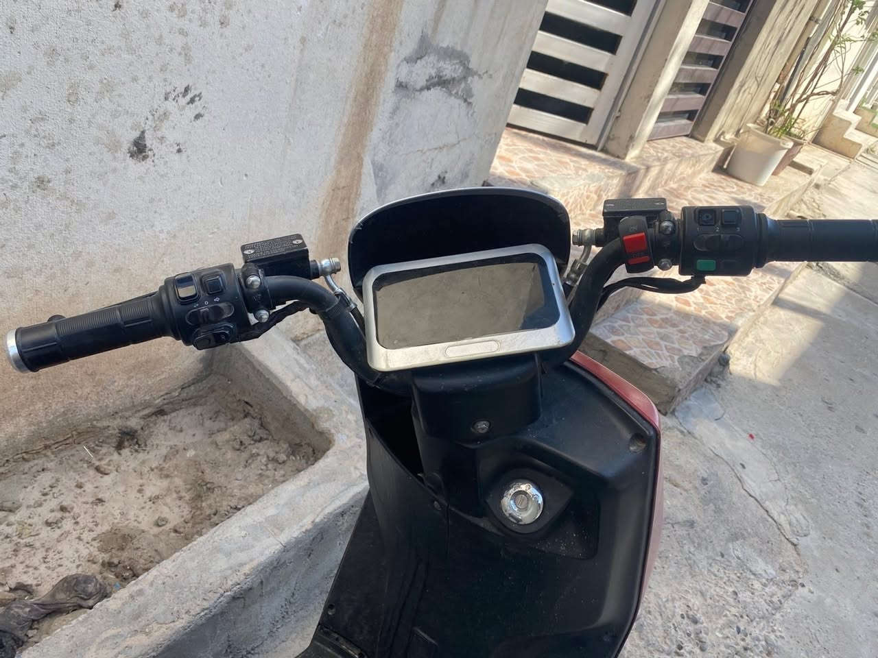 دراجه شحن شغاله كامل للبيع سويج و بصمتين عدد 6 بطاريات دراجه نظيفه مبينه بالصور ناقصها بطاريات فقط


**إذا كنت صاحب هذا الإعلان وتريد حذفه لأي سبب، رجاءا أرسل رسالة إلى الدعم الفني**