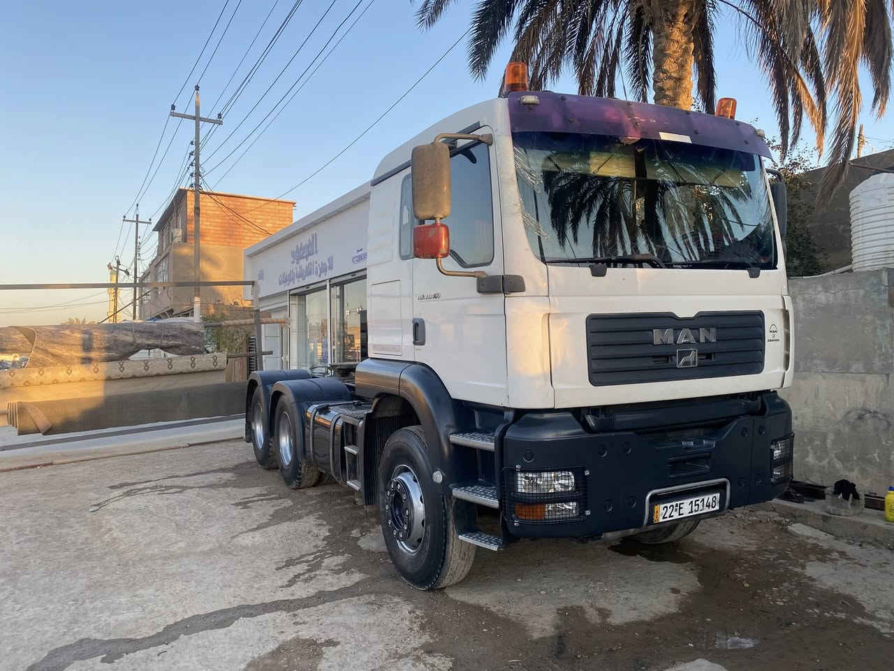 سلام عليكم مان لبيع 2004 رقم أربيل مكينة460 مجموعة حي إف  خمس فحل هوأي كير عادي كلابي مسجلة ثلاث محاور سنوية ٣١ باسمي شرط التحويل السعر ٢٩٠ رقم الهاتف ***********
اثير ***********
