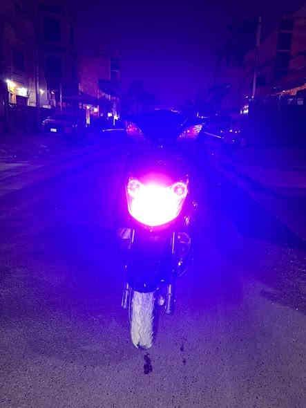 دراجة سكنس فحل ياباني نوزل 
دراجة لون اسود كفرات نضيفة 
استاند كهربائي 
قبق نفخ
السرعة 140 
االسعر 1150
مليون ومية وخمسين 
***********
