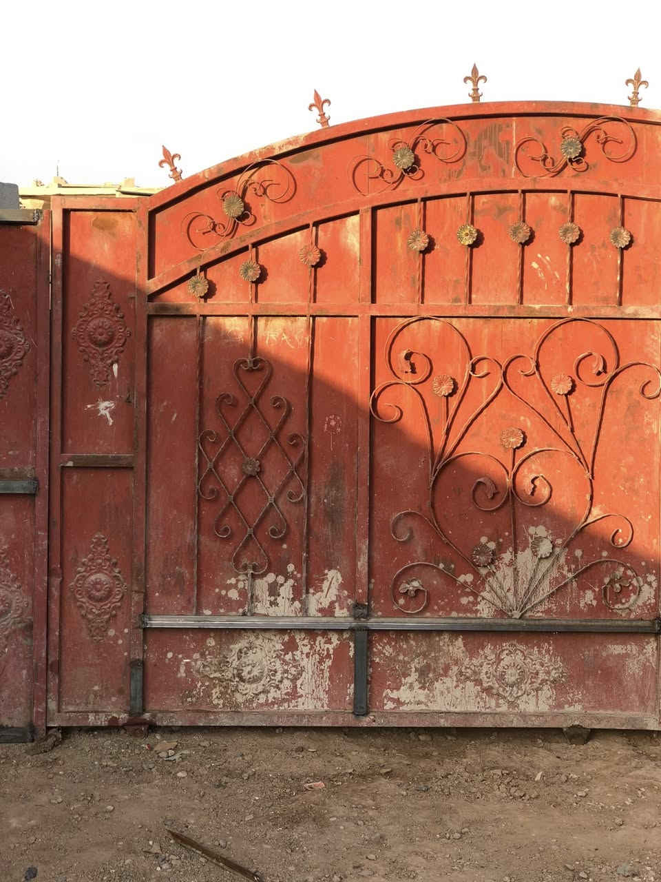 باب للبيع - السعر ٨٠ وبي مجال شي قليل 

رقم الهاتف : ***********
