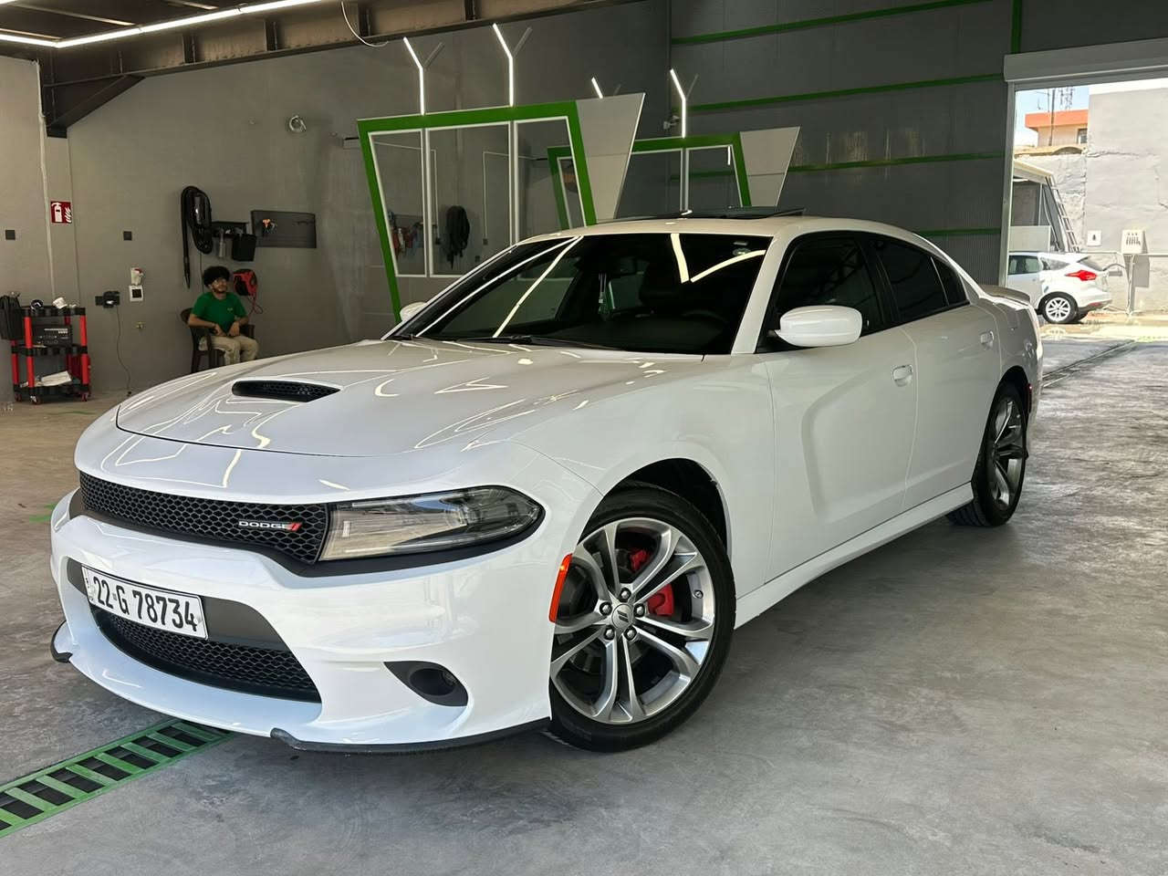 عربي

دوج تشارجر GT پلس 2022 (وارد خليجي - شركة هارلم)
السعر: 36,500$ (365 ورقة) وباقي بيه مجال بسيط
التفاصيل:
 المنشأ: خليجي (وارد شركة هارلم)، مالك أول من الوكالة (استخدام شخص واحد).
 النظافة: السيارة بحالة الوكالة (زيرو)، خالية تماماً من الصبغ، الشخط، أو التعديل (قنج وقوپ) بشرط الفحص.
 المسافة المقطوعة: 40,000 كيلومتر فقط.
 المواصفات: GT Plus (فول الفول)، المواصفات تشمل:
 فتحة سقف (سلايد).
 داخل بلون أحمر ملكي.
 كراسي تدفئة وتبريد.
 مقود (سكان) تدفئة.
 رادار بالمرايا الجانبية (نقطة عمياء).
 نظام مانع الانزلاق / دژە فول.
 شاشة كبيرة مع نظام خرائط وكاميرا.
 وباقي المواصفات المعروفة لهذه الفئة...
 الوضع الميكانيكي: المحرك، الكير، والكهربائيات كلها بشرط الفحص، السيارة لا تحتاج إلى صرف أي دينار.
 الأوراق القانونية: السيارة باسمنا والشحن أو التحويل بشرط وضمان ١٠٠٪.
الموقع: أربيل
للتواصل والاستفسار

رقم هاتف(***********)

کوردی

Dodge gt pulas 2022      Shareka harlem xalije

(سعری ٣٦٥ وەرەقە)
 
سەیارەکە یەک دەستە خەلیجیە شركة هارلمە زۆر زۆر خاوینە و سبوخ و قنج و قۆپ بە شەرت هیچی نیە 

تەنهــا 
٤٠هەزار کیلۆمەتر رۆیوە

سەیارەکە مواسفات gt pluas فول فولە

کوشن سارد و گەرم
سوکان هیتەر 
ئاوینە رادار
دژە فول
سەقف سلایت
ناو سورە
شاشە گەورە 
هتد…
گێر و مەکینە و کاربایت هەمووی بە شەرت

سەیارەکە یەک دینار مەسروفی تیدانیە بە شەرتی فەحس

بە ناوی خۆمانە تحویل بەشەرت

سعری(٣٦٥) مجالەکی کەم

رقم مۆبایل(***********)

سەیارەکە لە هەولێرە
