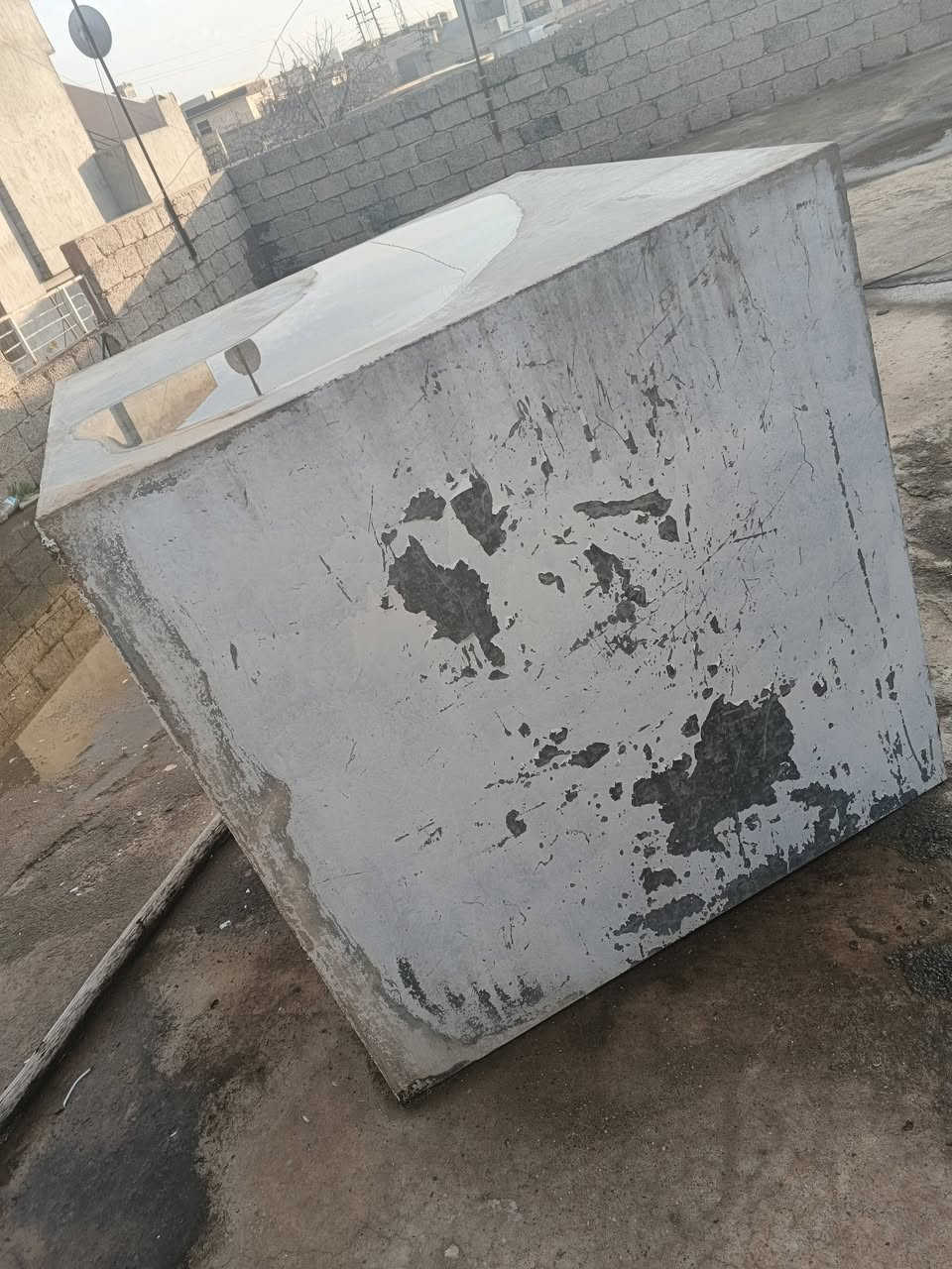 تانكي كبير درجه أوله نوع قديم ثكيل بدون كسر وزرف شرط بعده جديد سعره 175الاتصال ***********
