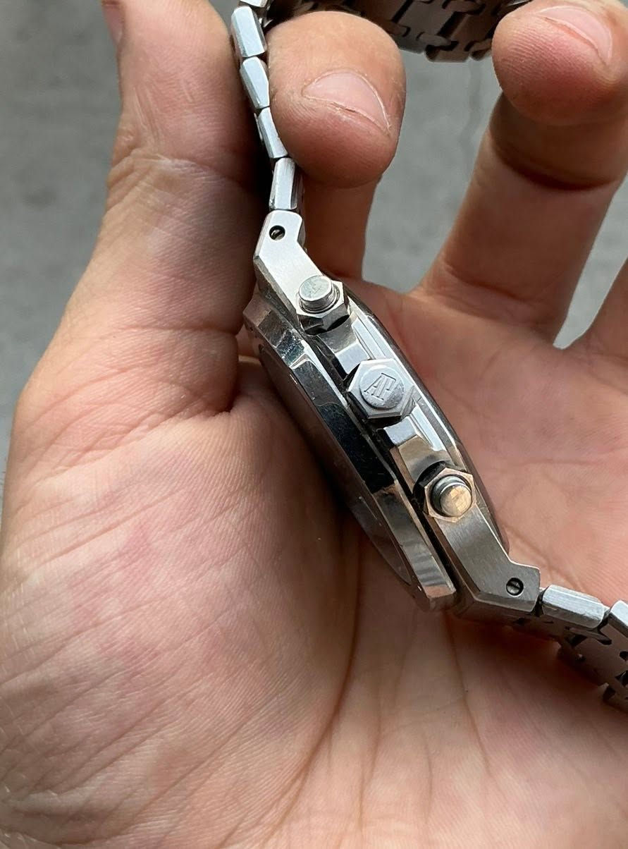 السلام عليكم ساعة AP ستوب واتش باله
سناتر. كرونوغراف
نظافة ممتازة
قطر 43
قفل بحري 
لامينوس فسفور
ستانلس ستيل
نافذة للتاريخ
95 الف


**إذا كنت صاحب هذا الإعلان وتريد حذفه لأي سبب، رجاءا أرسل رسالة إلى الدعم الفني**
