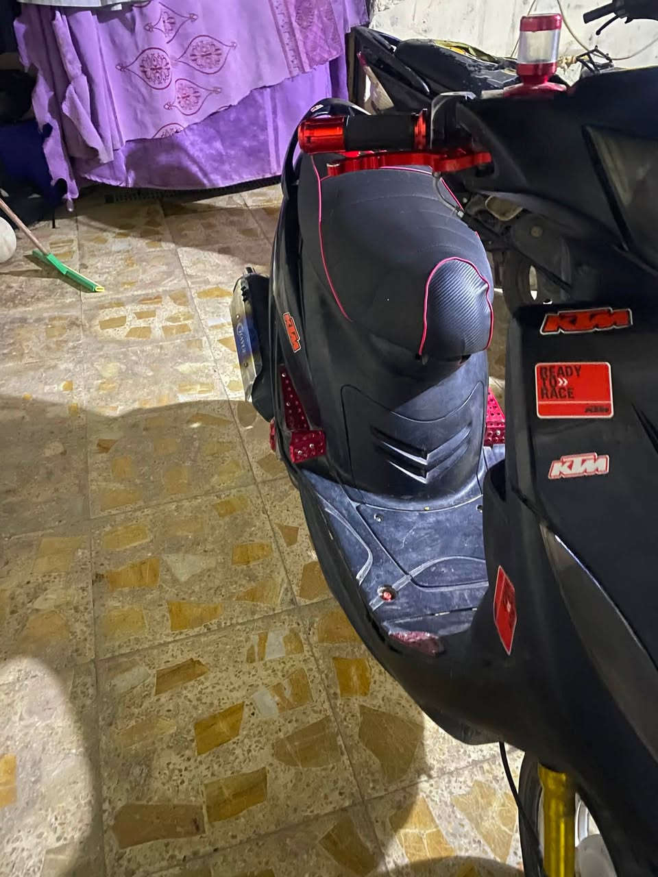 سلام عليكم دراجه ماكس عدله للبيع  مكاني المجر
نضيفه شوفه عينك مفتوحه بس ولف مكينتها ناعمه تزويد خارجي سعرها 550 وبيها مجال *********** متواجد واتساب
