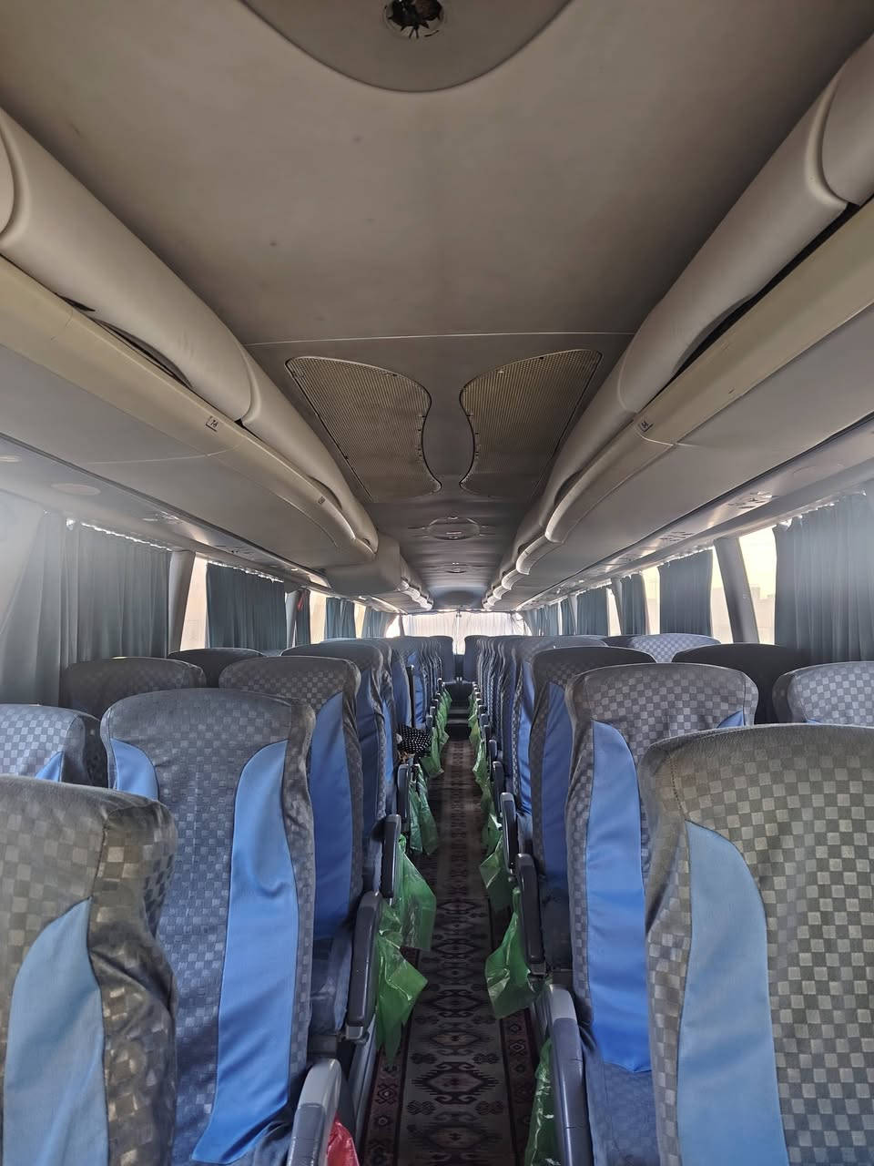 للبيع  سكانيا اريزار 59 نفر بلادي حجم 17 ممكينه وحش كير بلدركه جاهزه خروجيه جديده موافقه إيران تخم تاير
21 مسجله بصره مداور مباشر بسمي
  متواجده بكربلاء ***********
