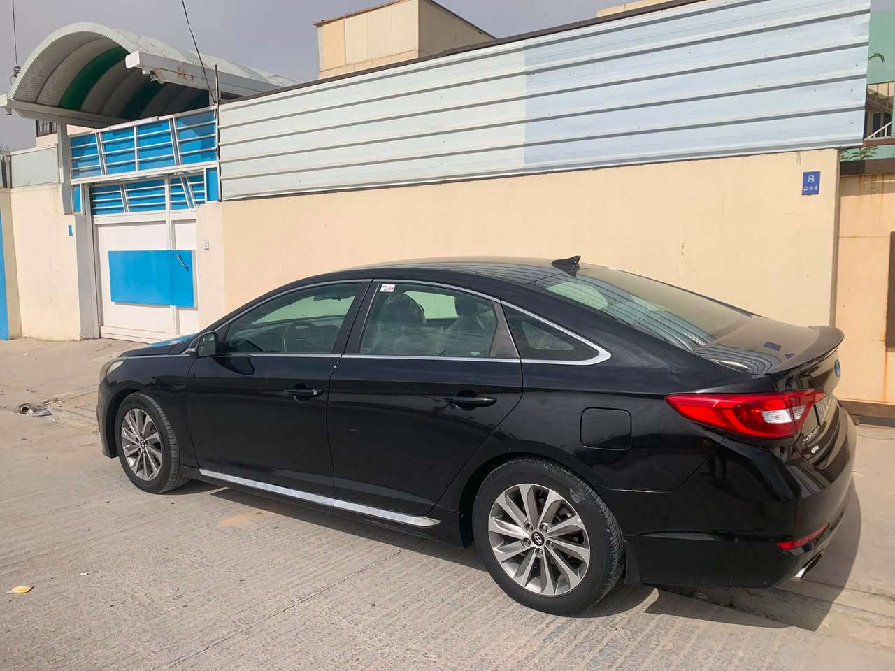 سوناتا 2017 sport اربيل GDi 2400 السعر بلاشش 105 وبيها مجال 💸
مكاني النجف الاشرف

واتس : *********** 

خط : ***********

متواجد 24⏳

المواصفات :

بأسمي 

كير مكينة كفالة 👌

تدفئه تبريد ثـلج ❄️

حدادية 80% ✅

تحكم ستيرن 🖲️

لد حاجب 🚥

شاشة بلاد كاربلاي 🖥️

مثبت سرعة ➰

سبورت - أيكو - نورمال ⛽️

نظام فرامل ABS ✋

ويل كب 17 تخم تاير 🛞

اشأير مري 🔛

بعد بيها مواصفات معروفه 

الإضاءة: مصابيح أمامية وخلفية مميزة وإضاءة نهارية LED

زوج لايتات جدد 

التفاصيل خاص او الاتصال متواجد
