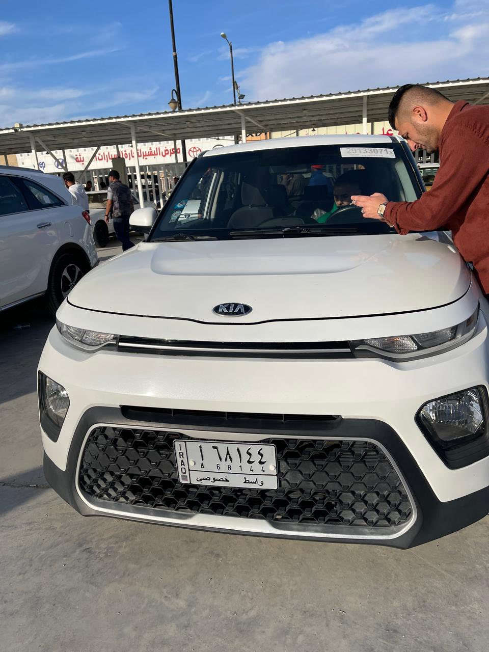كيا صول وارد امريكي موديل 2021
محرك 2000 دوش 
حادثة بنيد جاملغ 
سيارة نضيفة جاهزه
السعر 130 وبيه مجال
ت/‭0770 813 7986‬
