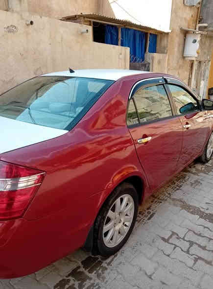 السلام عليكم جلي موبل للبيع سياره خير من الله كير محرك صدر خير من الله تخم تايرات مشروع وطني بسمي سياره الضربه ولاصبغ السعر ٥٥ وبيها مجال الاتصال *********** مكاني بغداد الحريه بغداد
