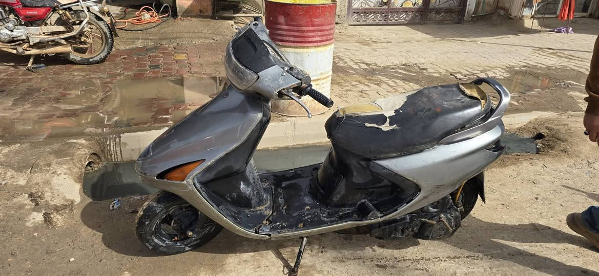 فراشه للبيع نضيفه
ستوني مجفتها تجي وتشوف بعينك
السعر 300 وبيها مجال
***********
