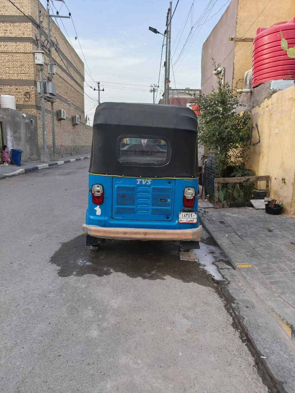 سلام عليكم تكتك لبيع تي في اس موديل ٢٢ رقم و سنويه. باسمي
***********
