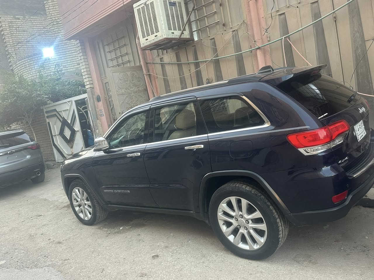 جيب اوفر لاند لمتد فول جميع المواصفات بيه موديل 17 

بيع سريع 195 ماكو سعر اوفر لاند بهيج سعر جاملغ وبنيد فقط
