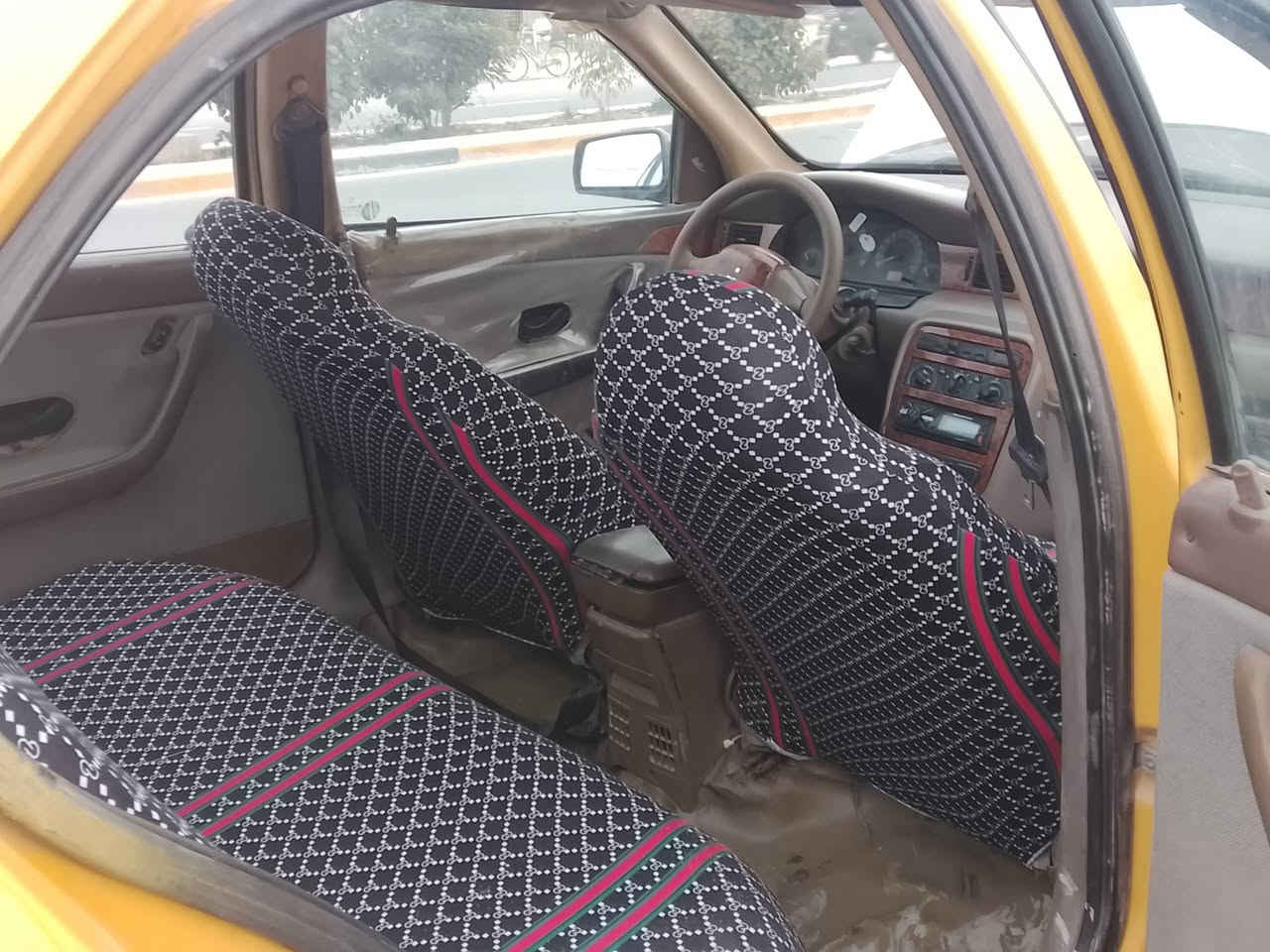 يا الله بيع مستعجل سمد موديل 12 سياره جاهزه وحلوه مكينه وقير وحداديه تخم تاير ظفير وعقل جدد دواخل حلوه  السياره بسمي السنويه ٣١ نفاذه مكفولة من الضربه وتبديل بيه تكحيلات بسيطه تدفئه تبريد شغاله السياره جاهزه وحلوه رقم بغداد نكليزي هزه جديده ربع دينار ممطلوبه مداوره نفس اليوم السعر 33وبيه مجال قليل حك الجيه مكاني كربلاء حي العسكري رقم ***********
