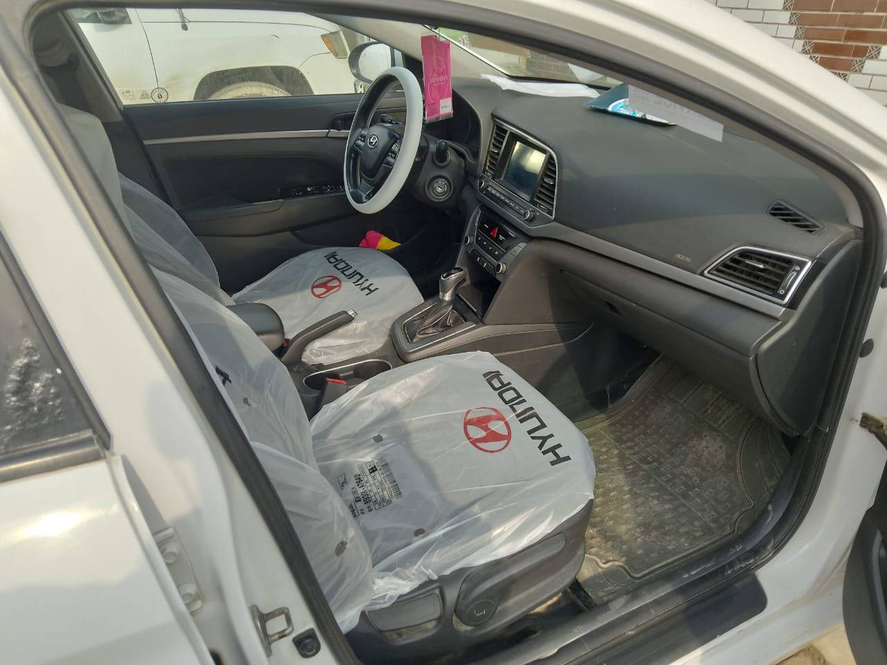 هونداي النترا وأرد خليجي بيه صبغ نصف بنيد مكينه دوش ماشيه ٨٠ تخم تاير حدادي جديده سنويه مجدده الغايه ٢٠٣١رقم ميسان بسمي اتصال علاء صاحب السياره مكلف بل النشر ***********السعر ١٣٠ وبيها مجال
