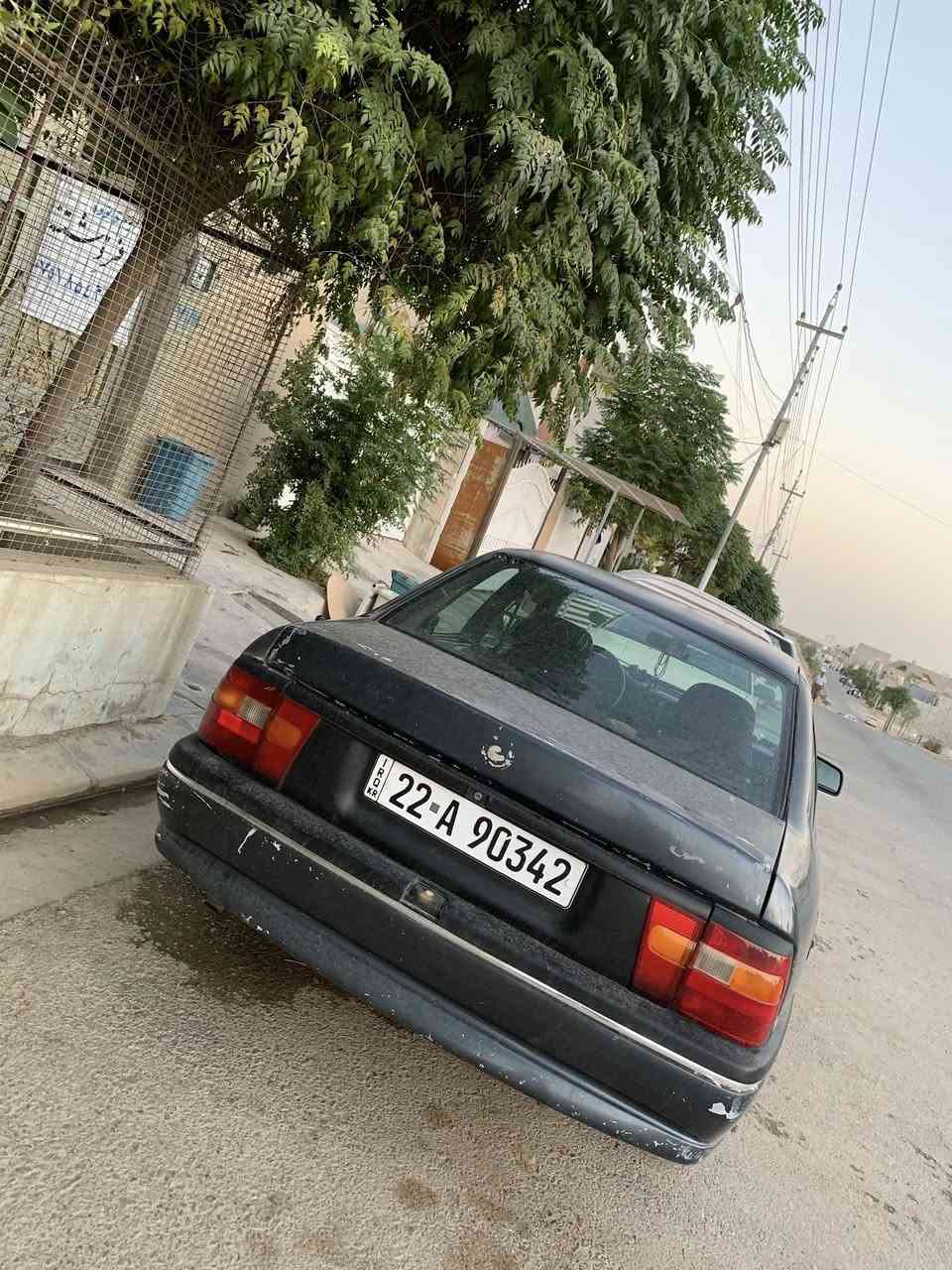 السلام علیکم براکانم ئەم ڤیکترایەمان هەیە بۆ فرۆشتن مۆدێل١٩٩٤ سەیارەیەکە هەتا بڵێی بێ مەسروفەو هەتا ئێستەش زۆر باش ماوەتەوە مەکینە ١٨یە سلایدە ئۆتۆماتیکە فول مواسەفاتە تەقەو ڕەقە بە شەرت مەکینە بە شەرت لایتەکانی عەدەسەیە ماشالله سەیارەکە بە قوەتە  دینار مەسرەفی تیا نیە چوار تایەو ویلی تازەی لەسەرە بێ کێشەیە هەموو گیانی بە شەرت  ژ.م ***********  شوێن هەولێر بنەسڵاوە ، مکان اربیل بنەسلاوە. سعر ٥٠ وەرەقەو مەعامەلەیەکەی برایانە
