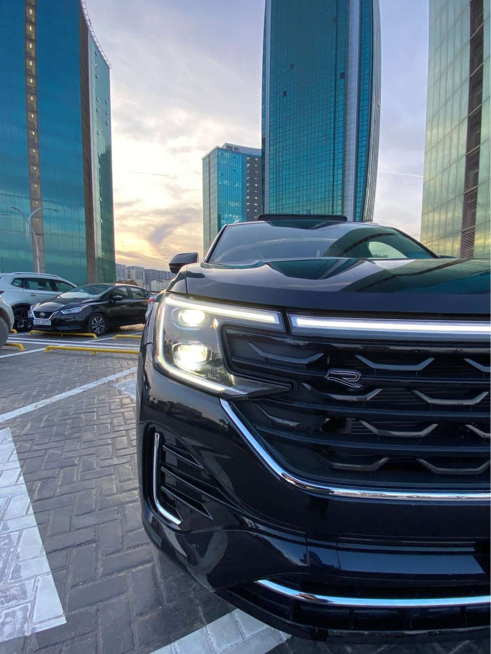 السلام عليكم

VOLKSWAGEN ATLAS CROSS SPORT SE 2024 

سياره مواصفات se معروفه داخل مشمشى بلادى 

٣ قطعة تبديل شركه نفس اللون. ١ قطعة صبغ بدون دواخل 

ارباك ستيرن تكمه راجع بلادى وسيارة بحالة وكالة صفر مسج مشى ١٤ الف ميل

سعر جدا مناسب ٢٥٥ ومجال 

مكان سياره اربيل و رقم مؤقت 

*********** واتساب أربيل, العراق
