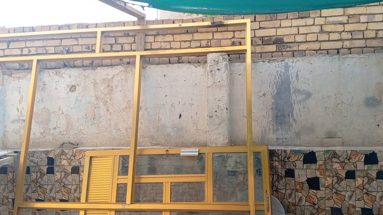 جمخانه للبيع السعر 150 وبيه مجال المكان ناصريه حي اور يم المدرسه الكويته الرقم ***********
الرقم الثاني ***********
