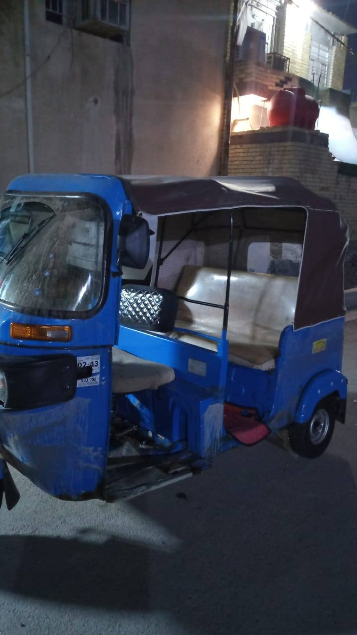 السلام عليكم تكتك موديل 19 محرك باجاج 19 تكتك مصريه حلوه مرتبه كشر مكينه نظيف ومكفول تكتك مال شغل اوراق سبعه كامله لوصل موجود لسعر 2250 وبيها مجال *********** بغداد
