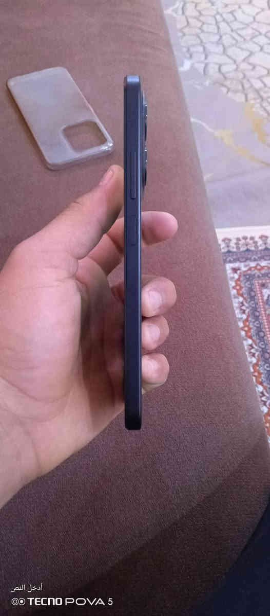 السلام عليكم عندي موبايل للبيع جهاز نضيف شخط مابي اسم جهاز ريدمي سي 15 شراي خابرني رقم ***********
