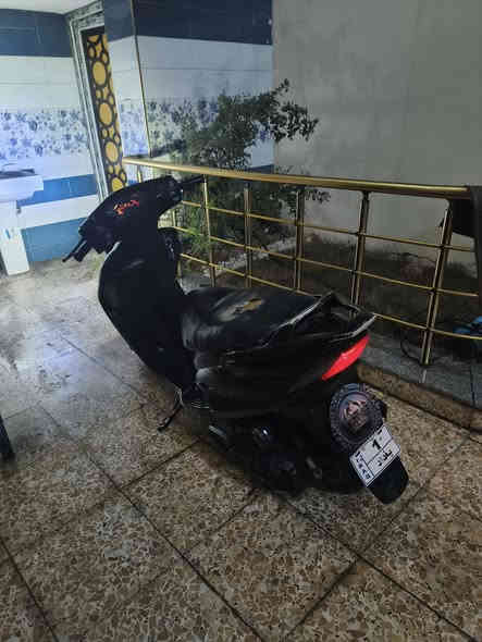 سلام عليكم دراجه ماكس عدله ١٤٠مكفوله للبيع مكاني بغداد الدوره سعر ٤٥٠وبيها مجال لطيبين تواصل خاص او ع رقم ***********
