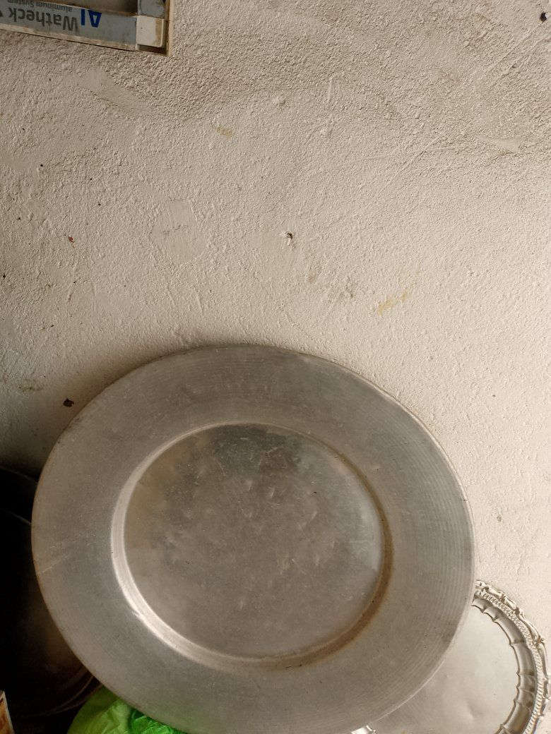 حديده لبيع هواي مروحت سنكي تنور مبرد درج   ملابس بله حذيت هواي اكو  ويارات مزنيات


**إذا كنت صاحب هذا الإعلان وتريد حذفه لأي سبب، رجاءا أرسل رسالة إلى الدعم الفني**