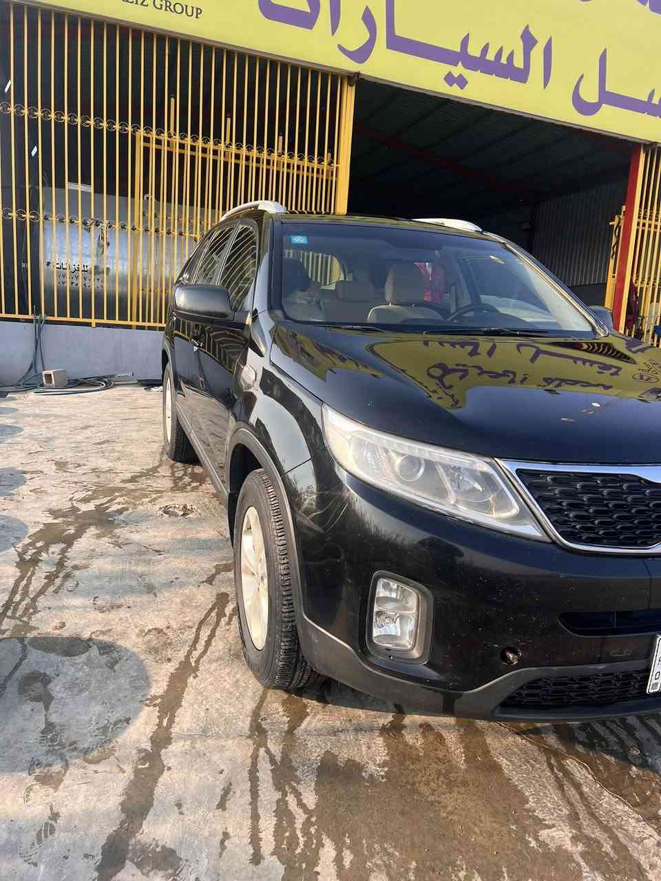 السلام عليكم للبيع سورنتو خليجي موديل ٢٠١٣ شكل ال ١٥ جديده السياره ٤ سلندر دوش رقم سنويه جديده ٧ راكب السعر ١٤٣ للاستفسار ***********
