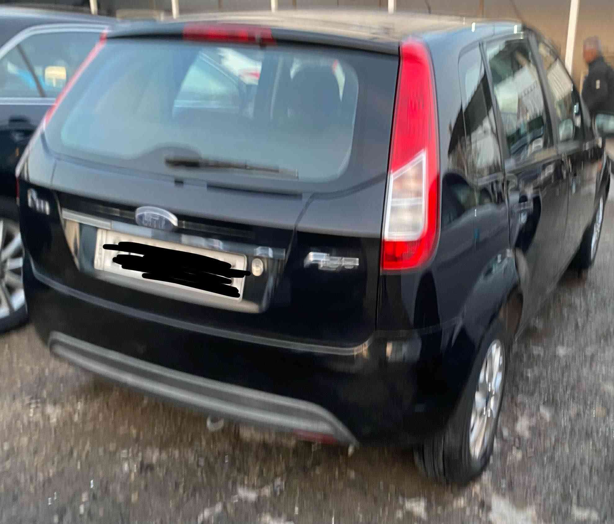 فورد فيگۆ ٢٠١٤
شريكه ي نيڤا
سه ياره كه زور جوان ماوه ته وه ١٣٠هه زار روشتوه
٤تايه ي تازه
گيرو مه كينه ي به شه رت
ابارجه و په له يه كي بجوكي بوياخه بي ناوگرتن
سعري٧٤مه جاليكي كه م
***********
***********
تكايه تيل بوخاوه ني بكه هي من نيه السليمانية, العراق
