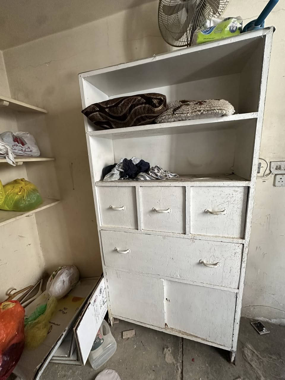 اثاث للبيع.
عنواني بغداد / الكرخ


**إذا كنت صاحب هذا الإعلان وتريد حذفه لأي سبب، رجاءا أرسل رسالة إلى الدعم الفني**