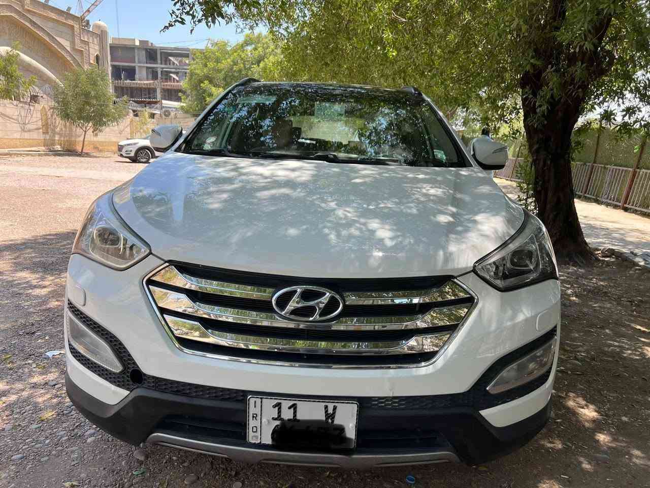 السلام عليكم للبيع سنتافيا خليجي ٢٠١٥ فول مواصفات محرك ٦ سلندر فور ويل بانوراما بصمه ٧ راكب ثلاث قطع تبريد كشتات جلد وكهرباء بردات زراك لايت ترحيب مري وشفط عدسات ولدات امامي خلفي حساسات كامره تبريد شاشه ثلاثه بجكمجه ويل ٢٠ وباقي المواصفات بصور ومحرك كير مكفولات ع وضع الشركة سيارة كلش جديدة ومكفولة ماعدا شبرين بل باب الخلفي الايمن من جوه تصليحه بسيطه لباقي مكفول سعرها ١٧٥$ بيها مجال بسيط للشراي ان شاءالله مكانها بغداد جانب الكرخ للاتصال ***********
