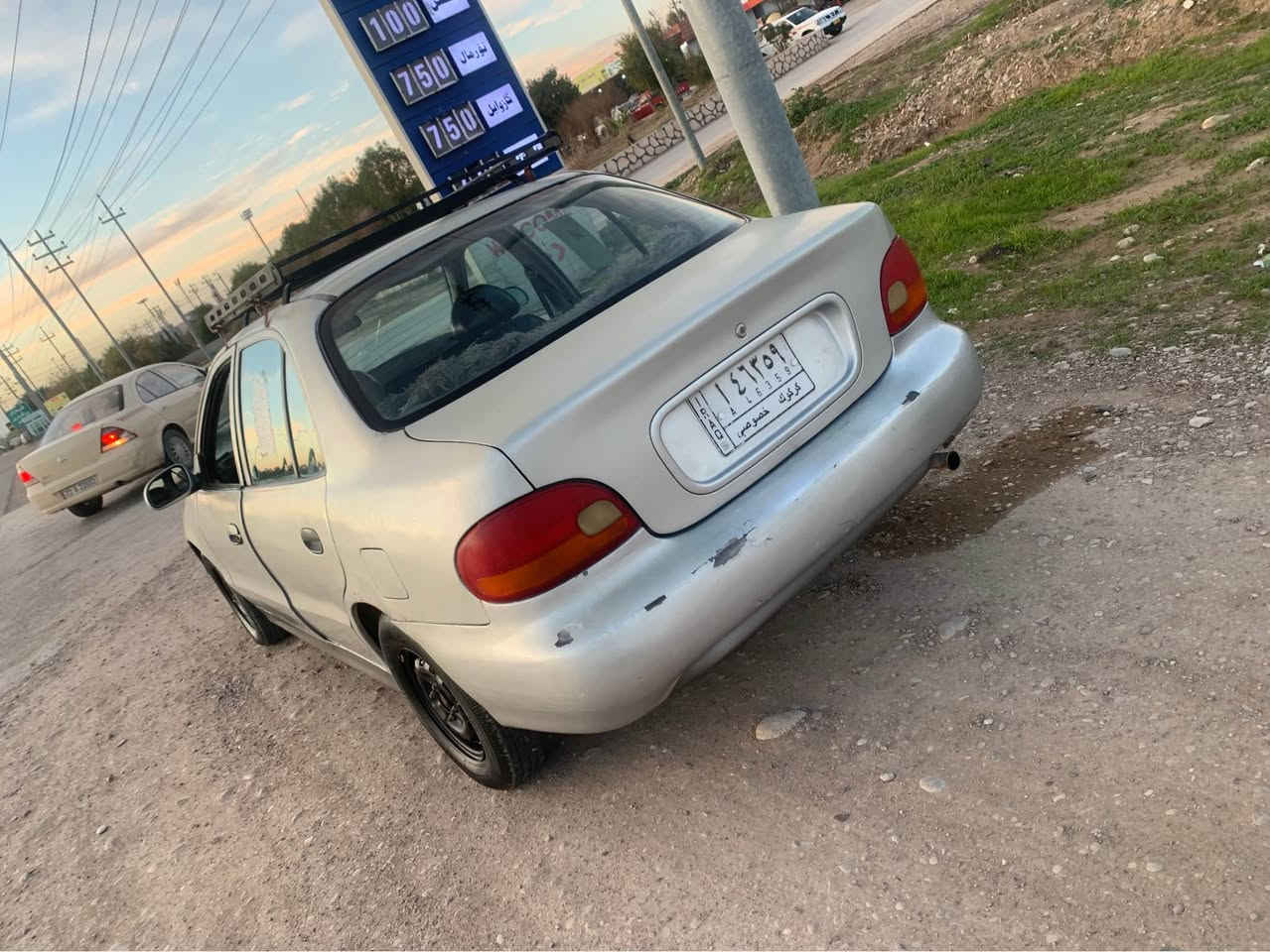 سلام عليكم 
هونداي اكسنت موديل ١٩٩٤
كير ومحرك بشرط
رقم اصلي كركوك الماني سنويه ساقطه
عندي وكاله وانته هم تكدر تاخذ وكاله
تخم تايرات جديد
باتري جديد تبريد بس قاسيم الفان ميشتغل حتى غاز وكومبريسر بشرط سياره بيه نواعم بسيطه نقص 
صار سنتين يمي الحمدالله جيدا جدا كلش اقتصاديه بالبانزين 
مكاني قضاء كفري اذا شراي تدلل هذا رقمي 
*********** كيفري, ديالى
